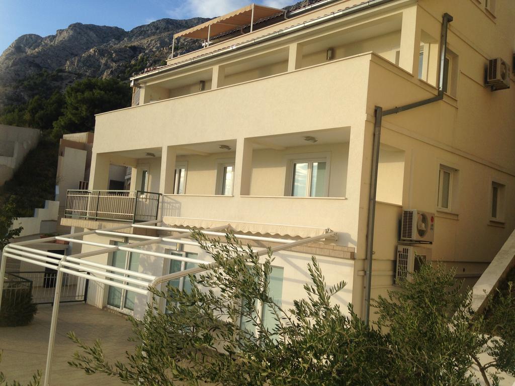 Mimice Bay Apartments Exteriör bild